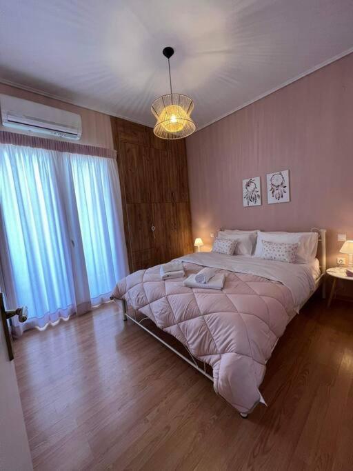 Comfortable Apartment In Kiato Luaran gambar