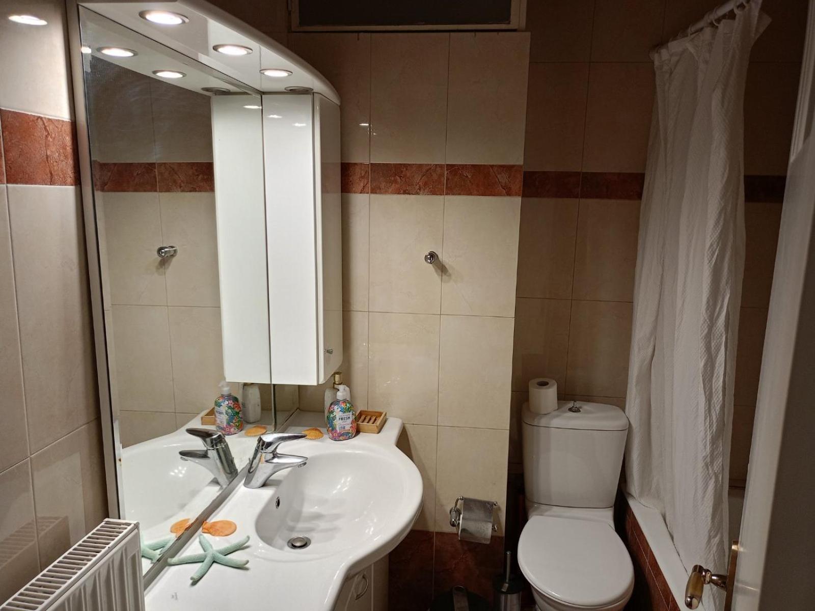 Comfortable Apartment In Kiato Luaran gambar